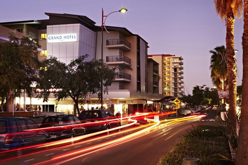 Grand Hotel And Apartments Townsville Extérieur photo